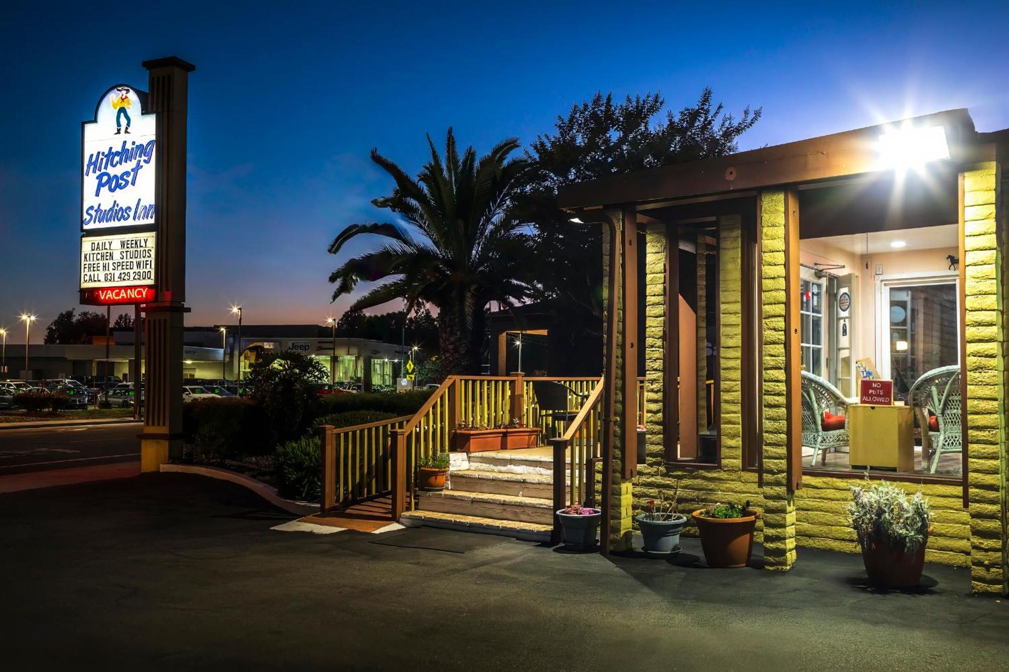 Hitching Post Studios Inn Santa Cruz Exterior photo